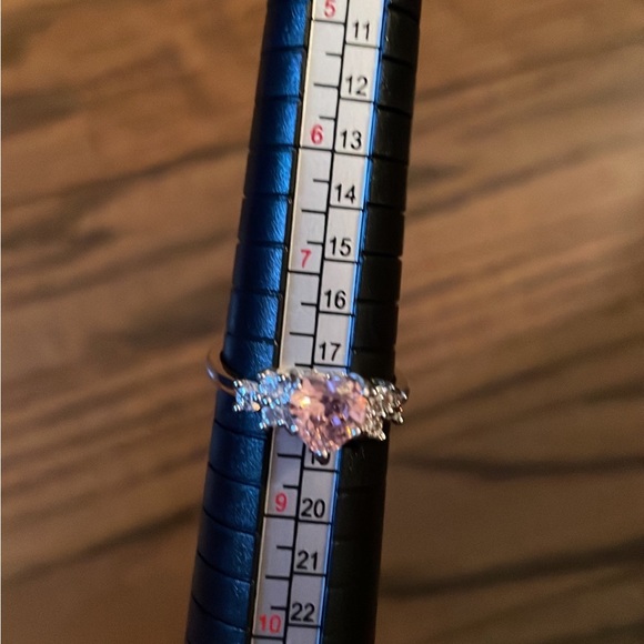 Ring - Picture 3 of 3